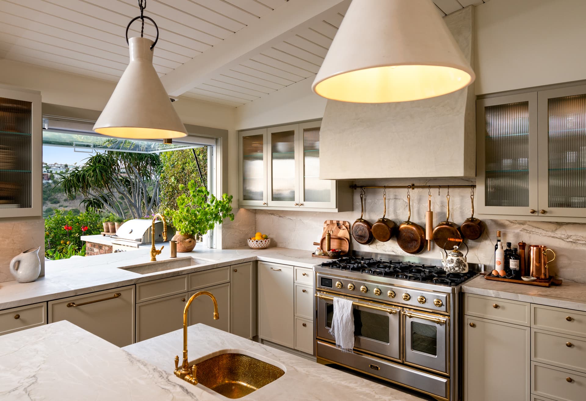 Chef’s Kitchen · Custom ILVE Range
